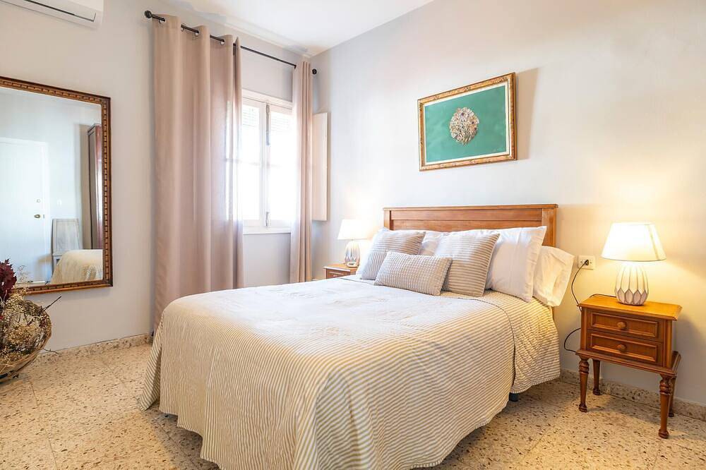 Apartamento entero, Precioso apartamento de 4 habitaciones. in Peñaflor, Provincia de Sevilla