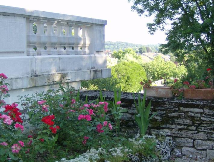 Location de vacances pour 2 personnes, avec vue et piscine ainsi que jardin et terrasse, animaux acceptés à Prauthoy - 4