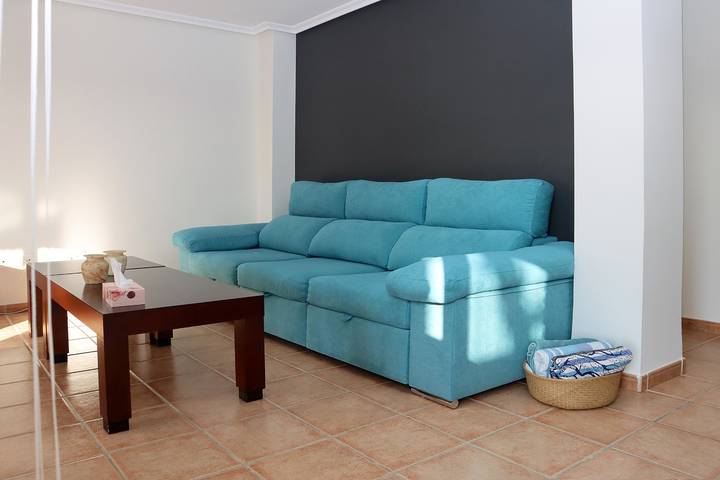 Gîte pour 6 personnes, avec terrasse, adapté aux familles à Vera - 4