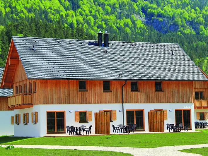 Chalet für 6 Personen, mit Terrasse und Pool sowie Sauna in Obertraun