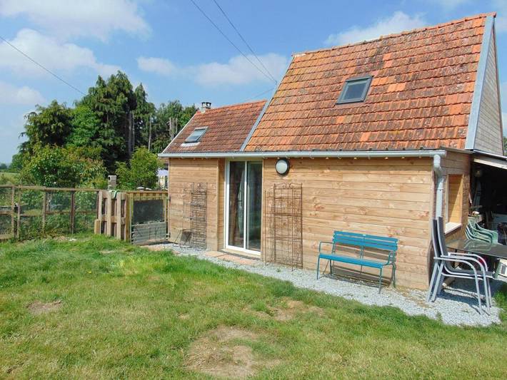 Location de vacances pour 2 personnes, avec jardin et vue à Landelles-et-Coupigny - 2