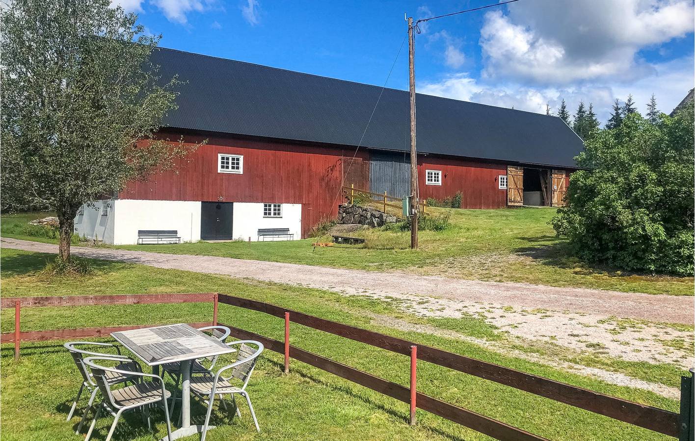 Hus för 6 Personer med trädgård in Västervik