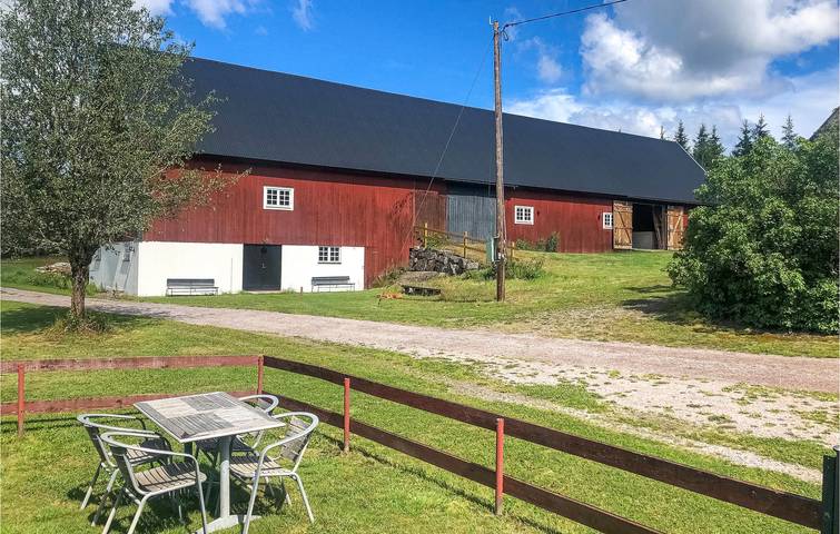 Hus för 6 Personer med trädgård in Västervik
