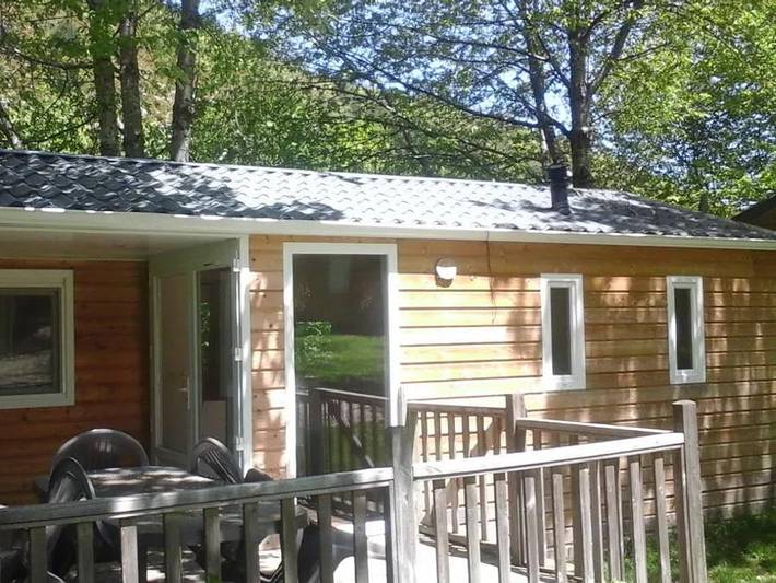 Chalet pour 4 personnes, avec Terrasse ainsi que Bassin pour enfant et Sauna à Belcaire
