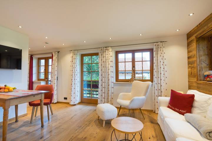 Ganze Wohnung, Abendsonne in Oberstdorf, Bayerisch Schwaben