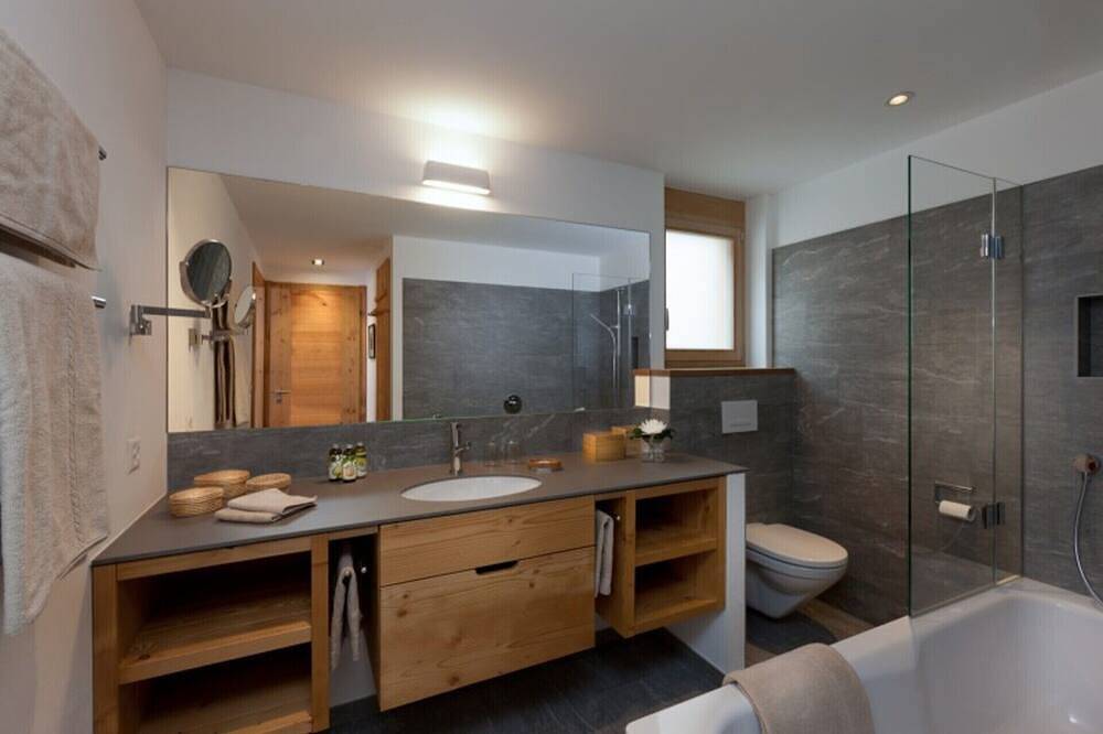 A Luxurious Alpine Escape 1203 in Zermatt, Walliser Alpen