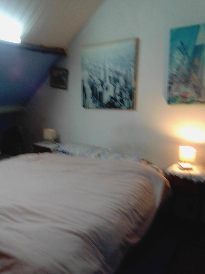 Gîte pour 2 personnes, avec Jardin à Spézet