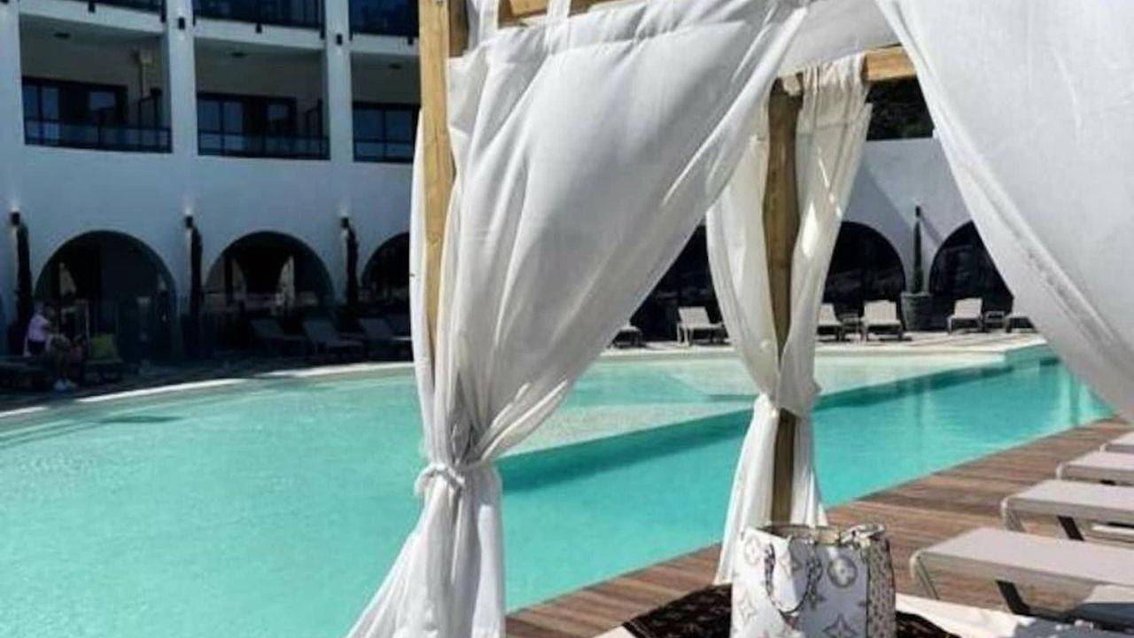 Appartamento intero, Appartamento sulla spiaggia con piscina e parcheggio - 700 m dalla spiaggia in Algajola, Calvi e dintorni