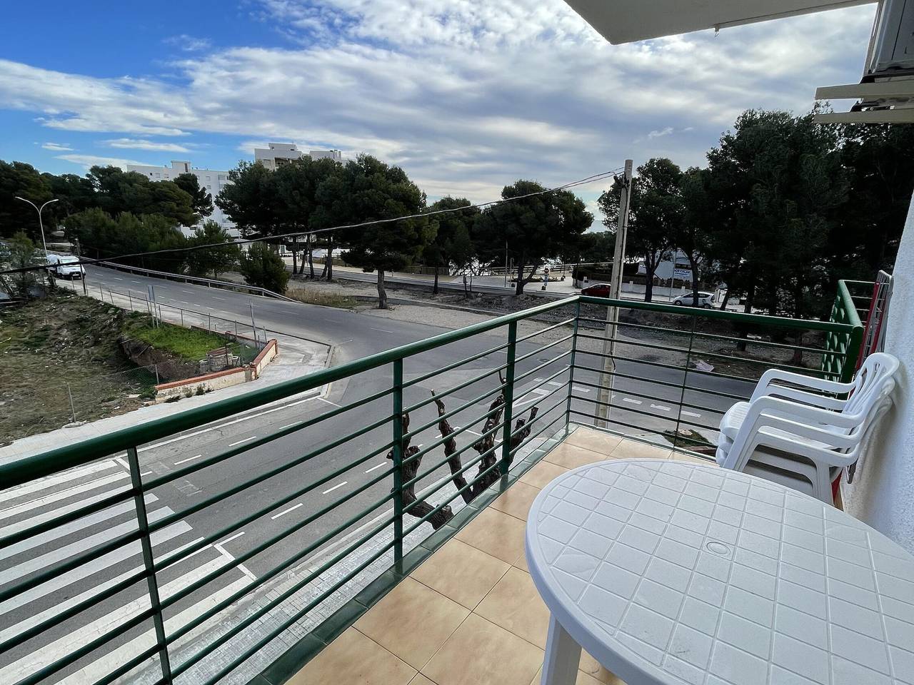 Apartamento entero, Apartamento T2 con Aire Acondicionado y Terraza en Miami Playa in Miami Platja, Miami Playa