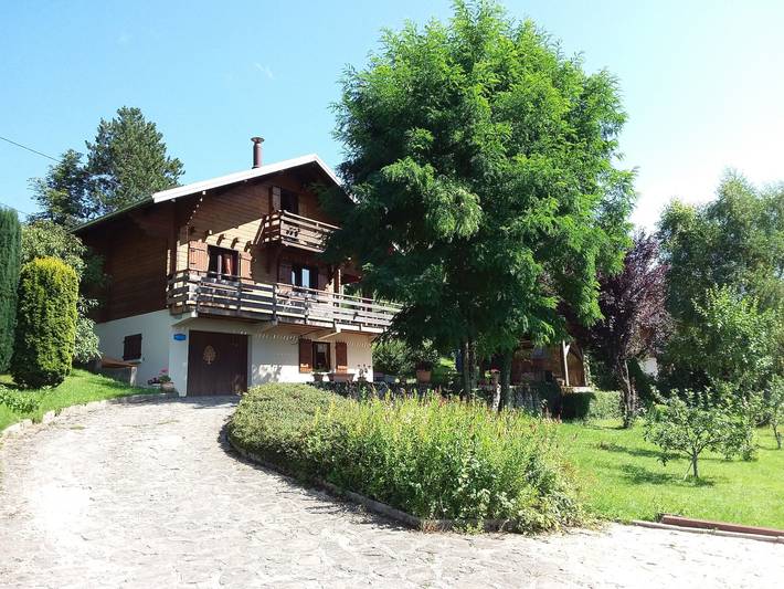 Vakantiewoning voor 5 personen, with Balkon and Tuin as well as Sauna in Jura