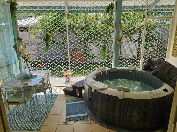 Gîte pour 4 personnes, avec jardin et jacuzzi à Kourou - 2