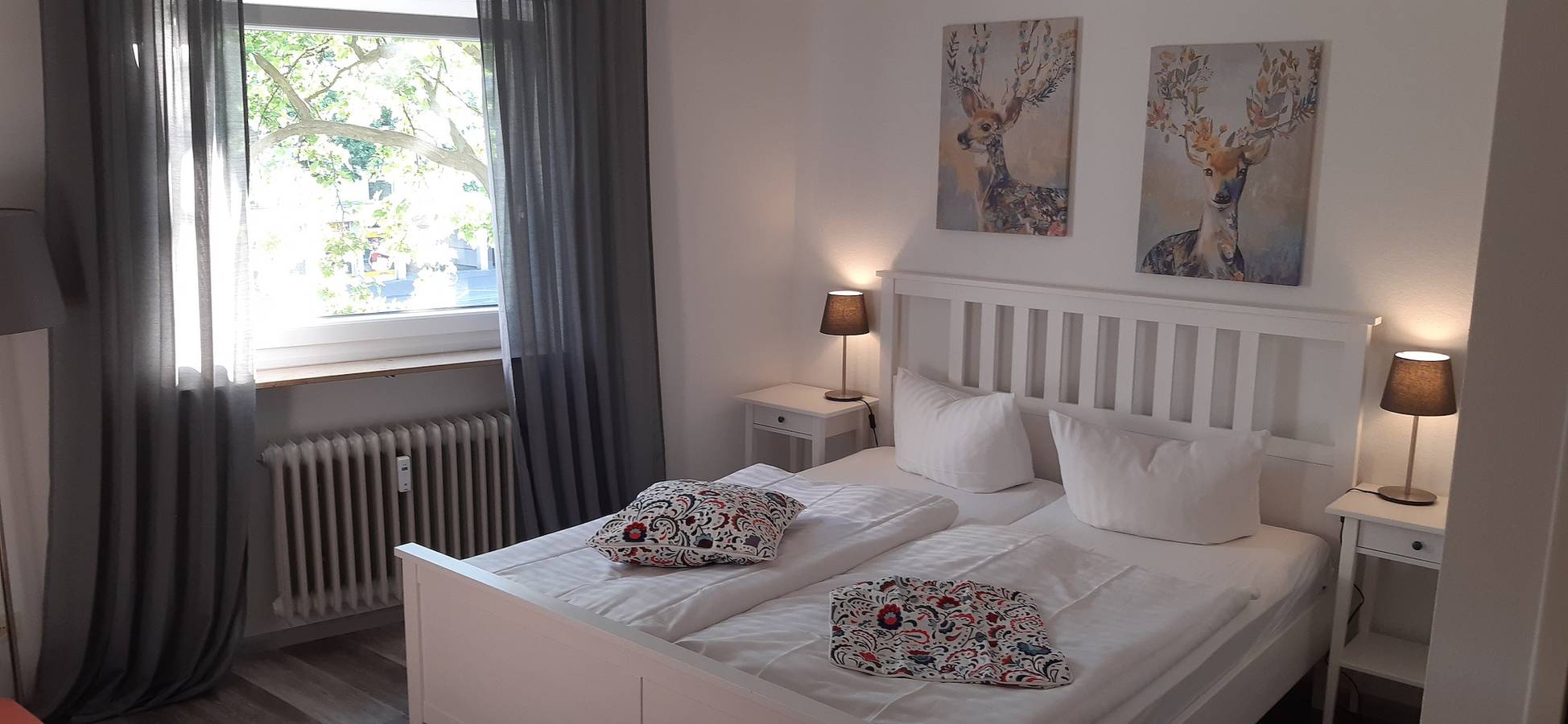 Hotel Bären garni - Doppelzimmer mit Dusche und Wc in Freiburg, Südschwarzwald