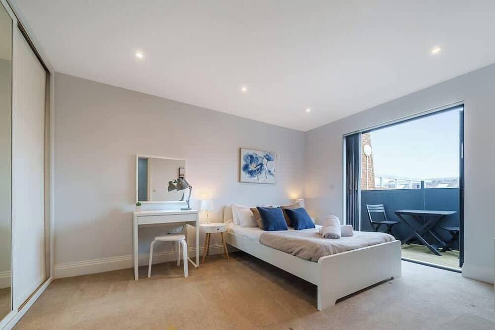 Appartement entier, Central Windsor Gem | 1Br Penthouse + Balcony in Windsor, Berkshire