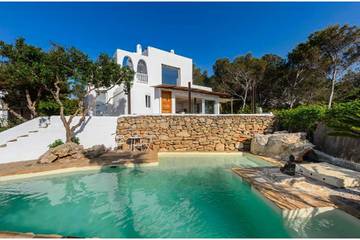 Villa in Ibiza für 8 