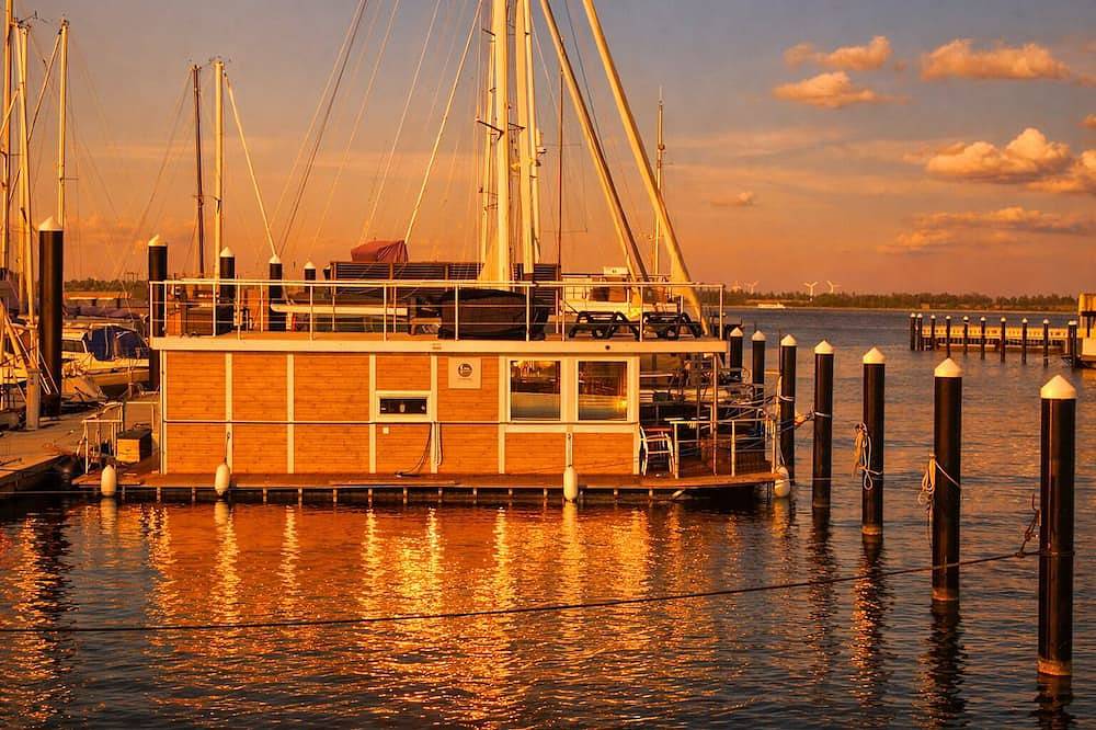 Öko Budget Hausboot Mondschein in Stralsund, Stralsund Umland