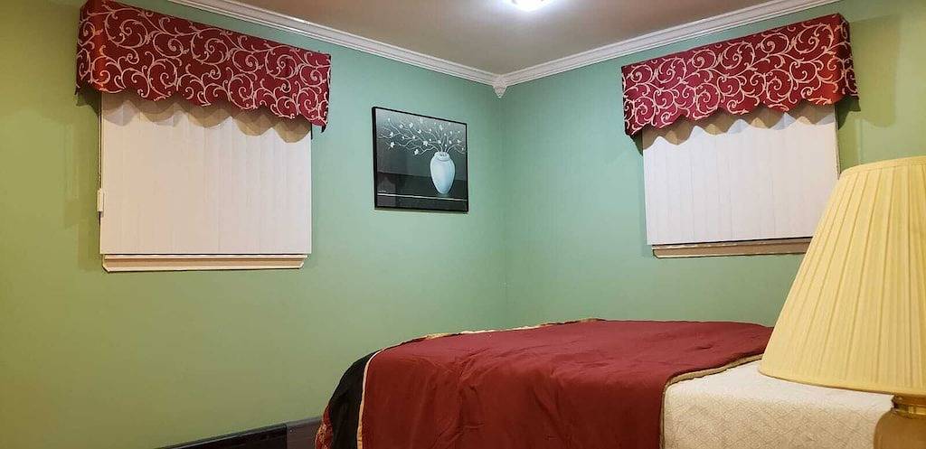 Ganze Wohnung, Relax and rejuvenate in this Hideaway Apartment close to public transportation . in Baldwin (NY), Nassau County