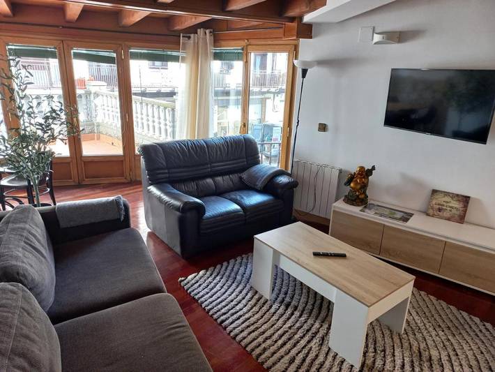 Gîte pour 4 personnes, avec balcon à Guernica