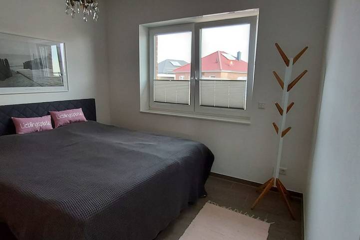 Ferienhaus für 4 Personen, mit Terrasse und Garten in Hohenkirchen (Wangerland) - 2