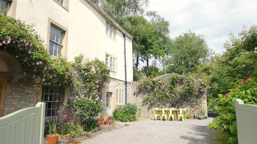Holiday rental for 8 people, with garden in Shepton Mallet
