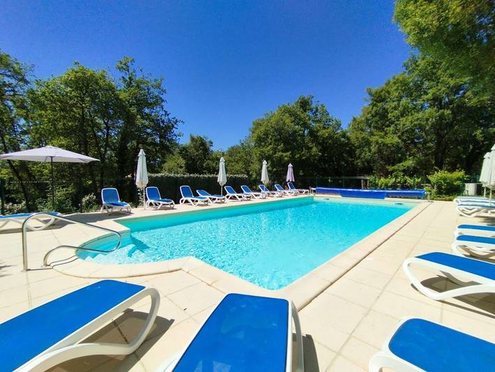 Gîte pour 6 personnes, avec piscine et terrasse à Lachapelle-Auzac - 2