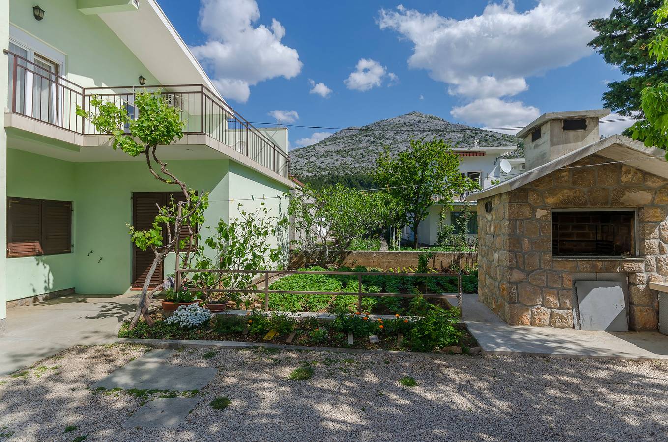 Ganze Wohnung, Apartments Sklopina in Starigrad Paklenica, Starigrad