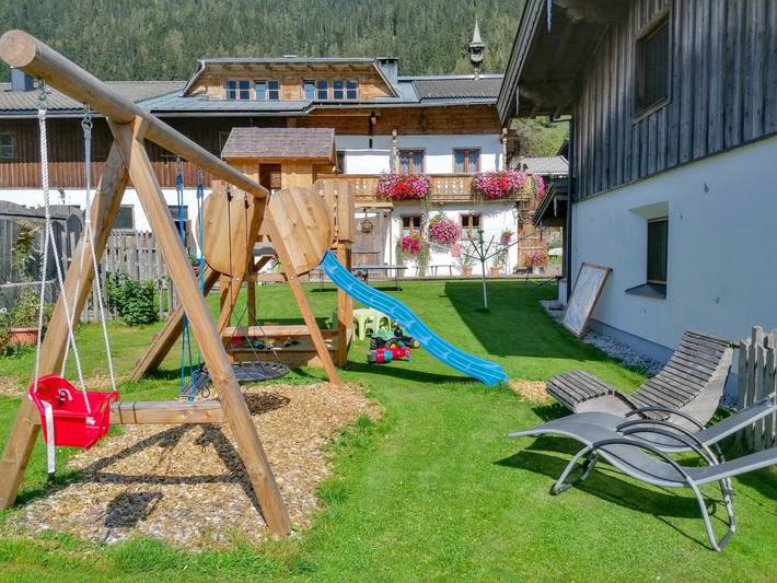 Ferienwohnung für 6 Personen, mit Balkon und Garten sowie Sauna in Leogang - 2