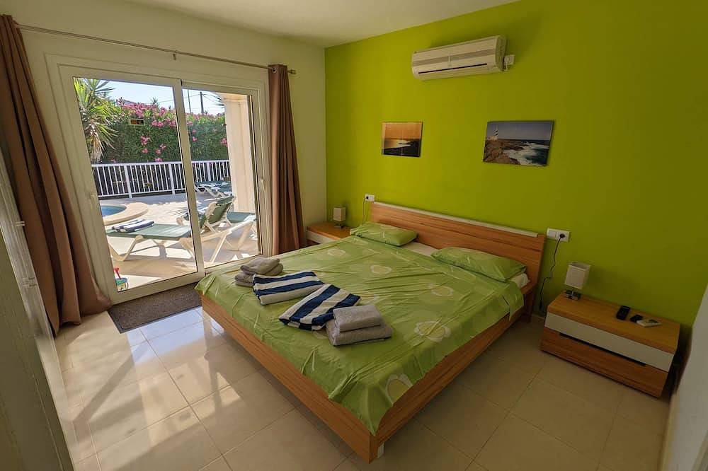 Villa Valentino, 4 Dz, privater Pool nah am Strand in Cala en Porter, Alaior Gemeinde