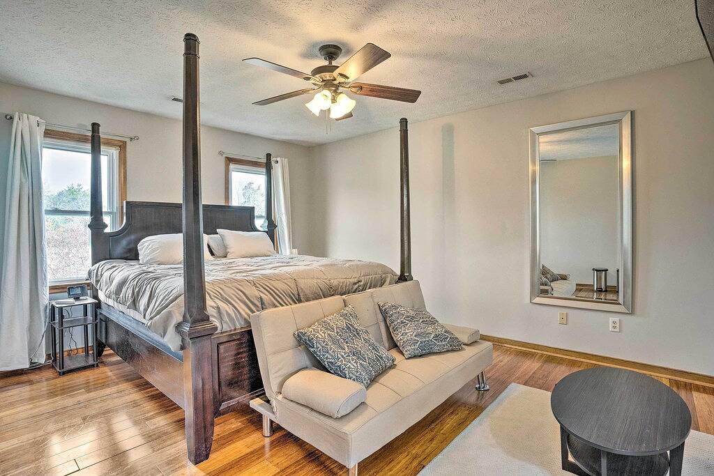 Richmond Area Home w/ Game Room & Patio! in Henrico County