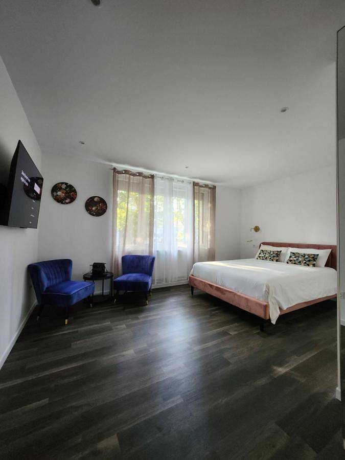 Appartement entier, Deluxe Double Room in Chevilly-Larue, Val-de-Marne