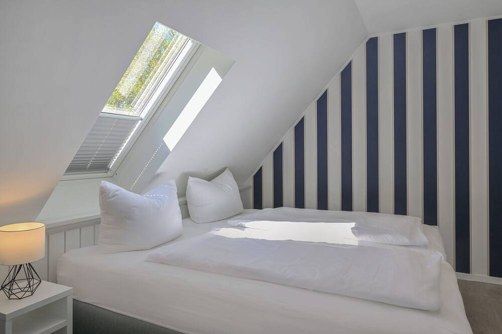 Neu!Reihenendhaus auf Langeoog, 2 Bäder, 2 Sz, 3 Terrassen, Sauna, ruhig gelegen in Langeoog