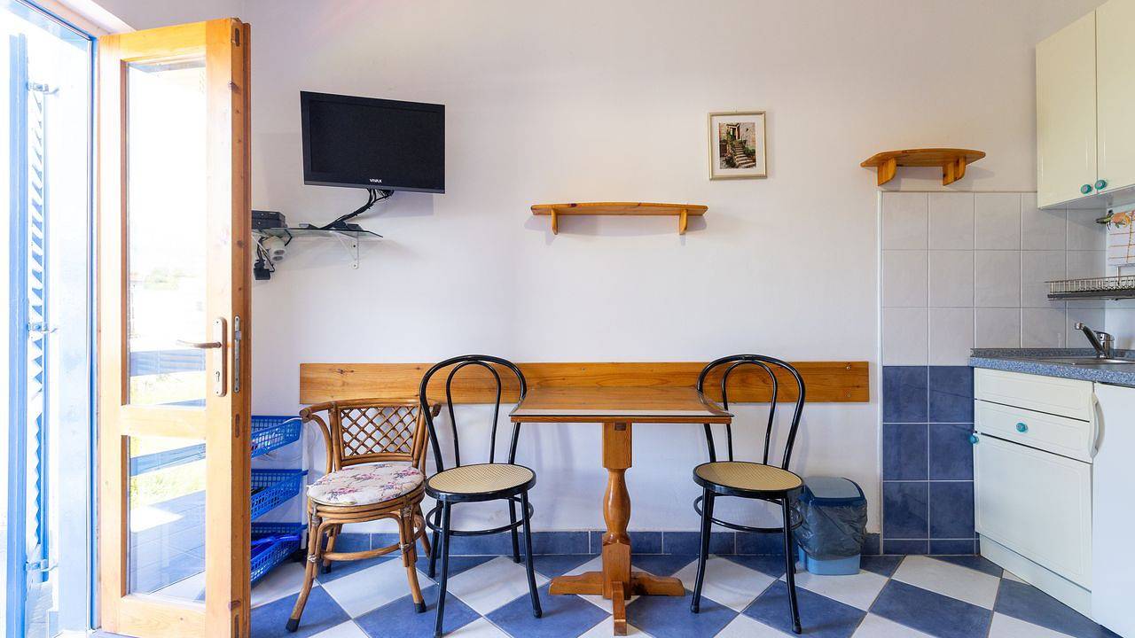 Ganzes Studio, Studio für 2 Personen (14 m²) in Sućuraj in Sucuraj, Hvar