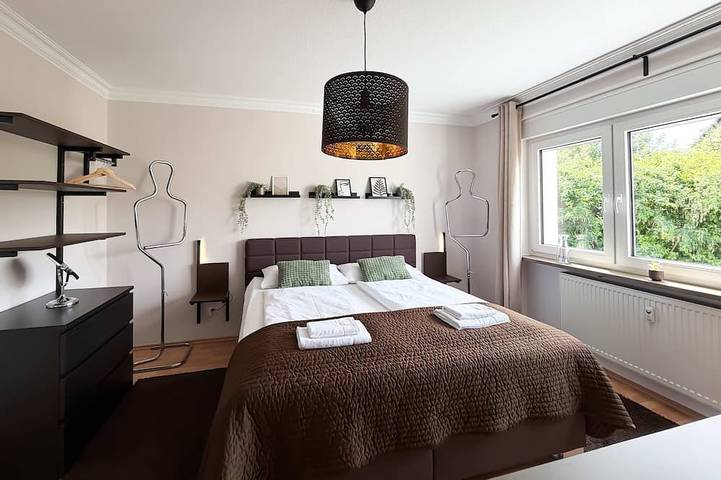 Ganze Wohnung, Helles Designer-Apt. | Terrasse & 2xgratis-Parken in Frankenalb