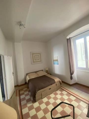 Gîte pour 4 personnes, avec balcon dans Cinema Le Studio Bastia
