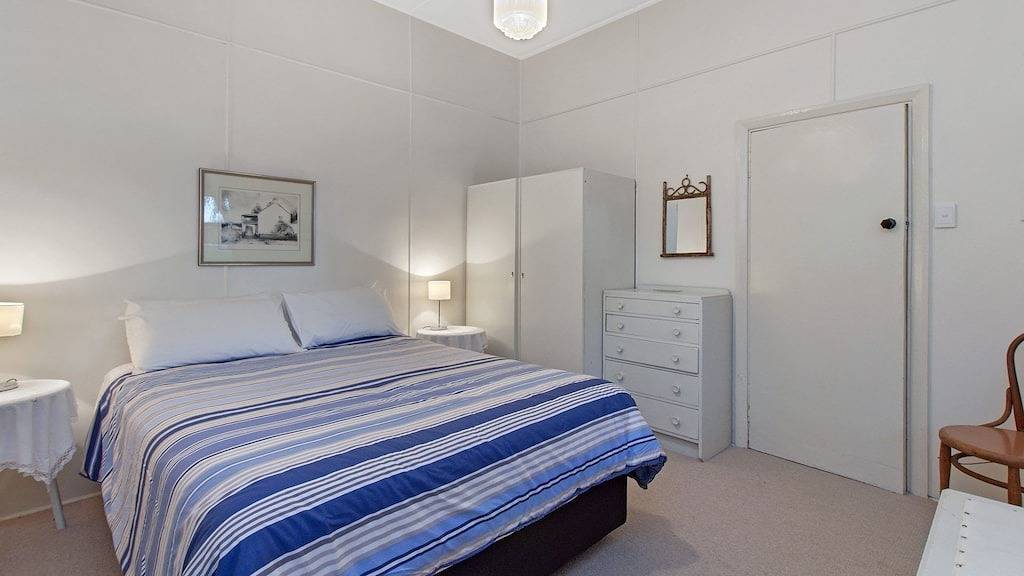 Plovers Rest - Hafenfee, Vic in Port Fairy, Shire of Moyne