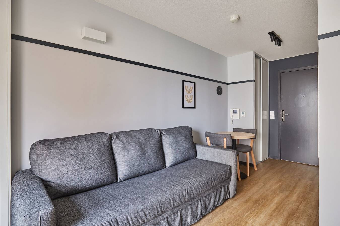Entire studio, Appart'hôtel Odalys Confluence in Lyon, Rhône
