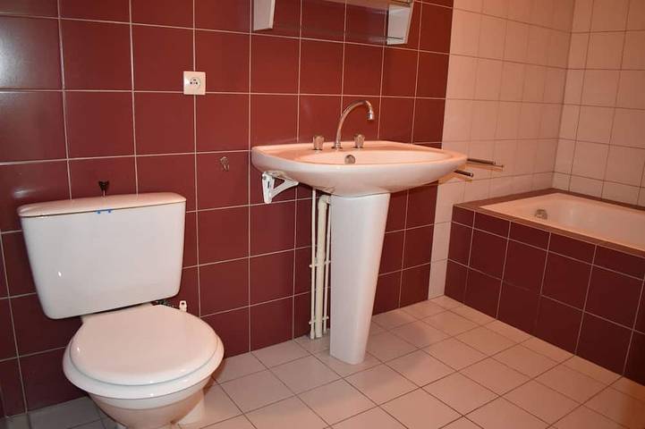 Ganze Wohnung, Studio Avec Piscine 10 min à Pied de la Rivière et 5 min du Centre in Ruoms, Ardèche