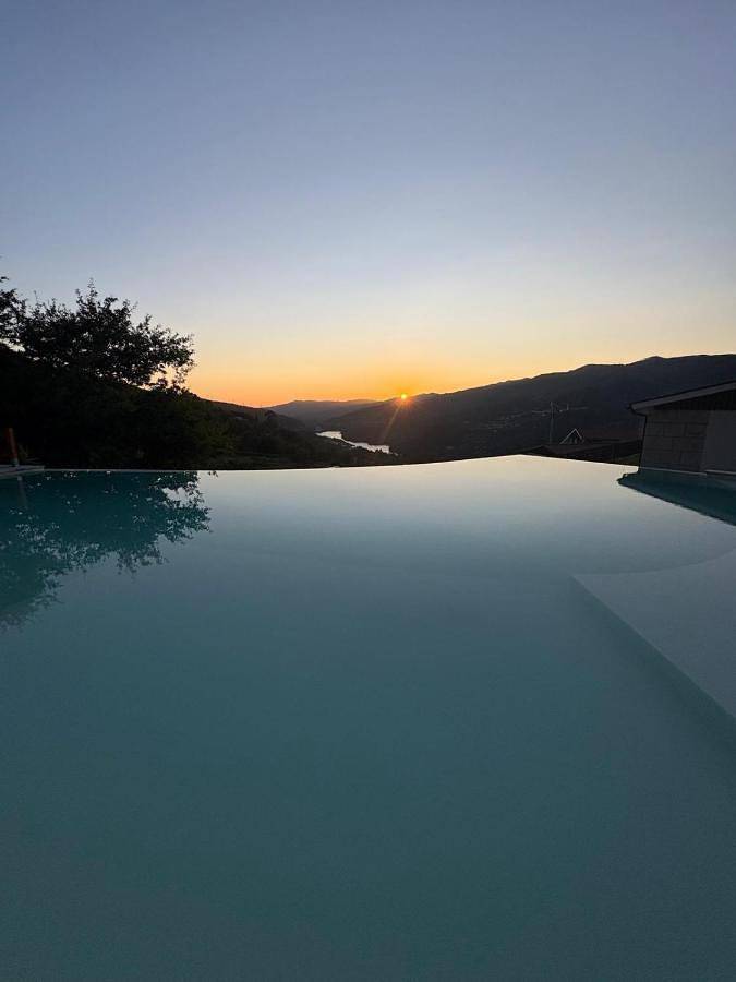 Casa de huéspuedes para 3 personas, con Balcón y Terraza además de Jardín y Piscina en Mosteiro - 3
