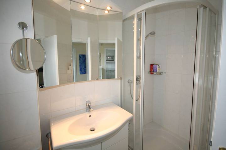 Hütte für 2 Personen, mit Terrasse in Grömitz - 4