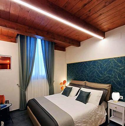 Double Room with Private Bathroom in Marina di Pisa, Pisa