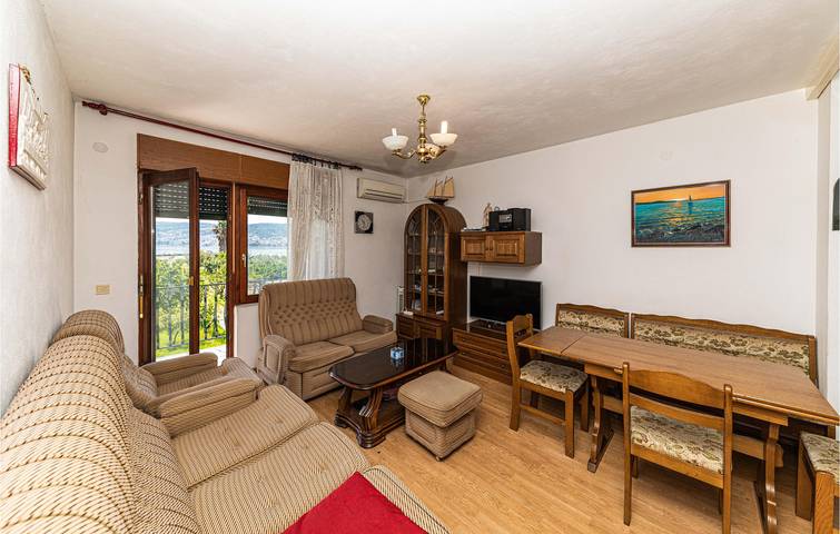 Gîte pour 5 personnes, avec jardin à Trogir - 4