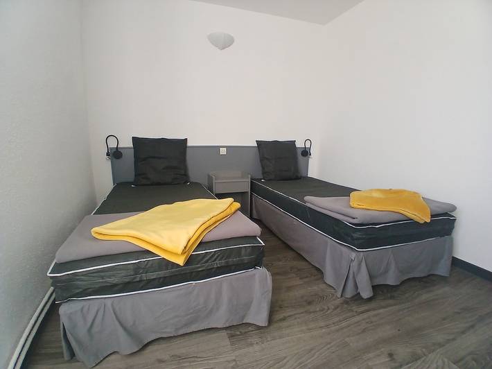 Location de vacances pour 32 personnes, avec jardin dans l' Aveyron - 4