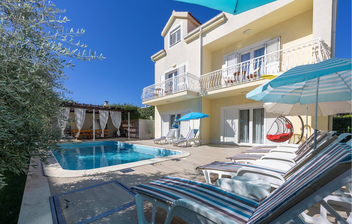 Ferienhaus für 12 Personen mit Sauna in Kastel Novi, Kaštela