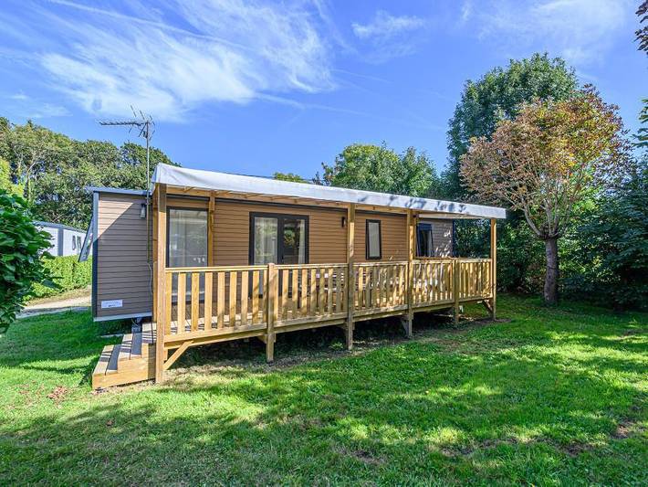 Flower Camping Le Kerleyou - Mobilhome 6 personnes - Mobil-home Premium 40m² - 3 chambres - terrasse couverte - Tv + draps + serviettes 6 pers. in Douarnenez, Iroise