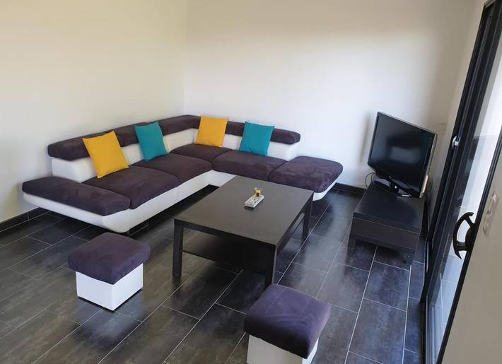 Location de vacances pour 8 personnes, avec vue et jardin dans Tresbœuf - 2