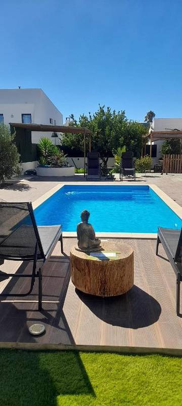 Gîte pour 4 personnes, avec piscine ainsi que vue et jardin, animaux acceptés dans Fernão Ferro