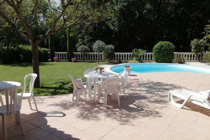 Maison de vacances pour 8 personnes à Trets