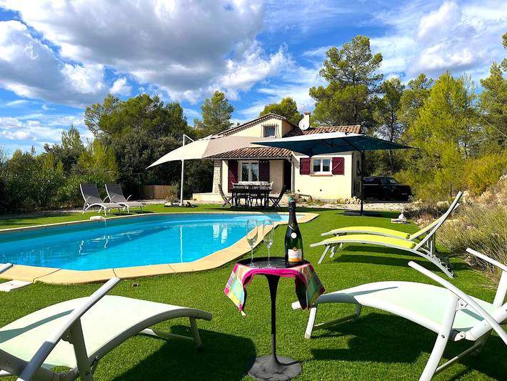 Gîte pour 7 personnes, avec Piscine