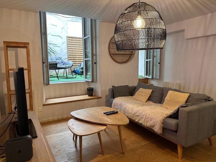 Gîte pour 2 personnes, avec terrasse dans Tour De La Lanterne La Rochelle - 4