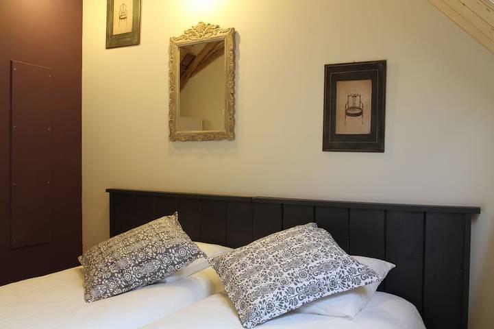 Location de vacances pour 6 personnes, avec terrasse à Veuves - 2