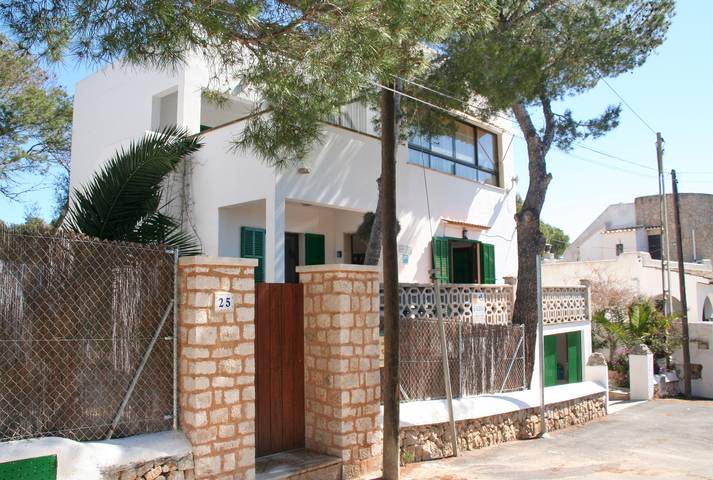 Finca für 8 Personen, mit Terrasse und Garten in Cala Santanyí